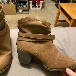 SO by Kohl’s tan booties